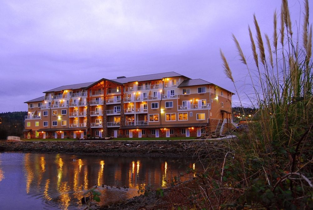Oxford Suites Силвердейл Экстерьер фото