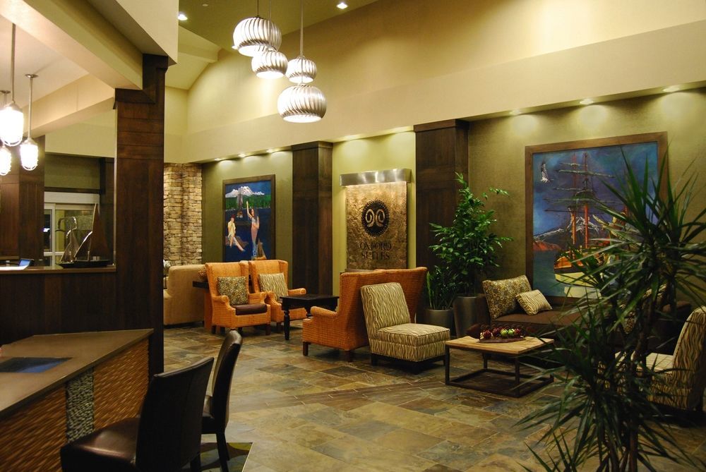 Oxford Suites Силвердейл Интерьер фото