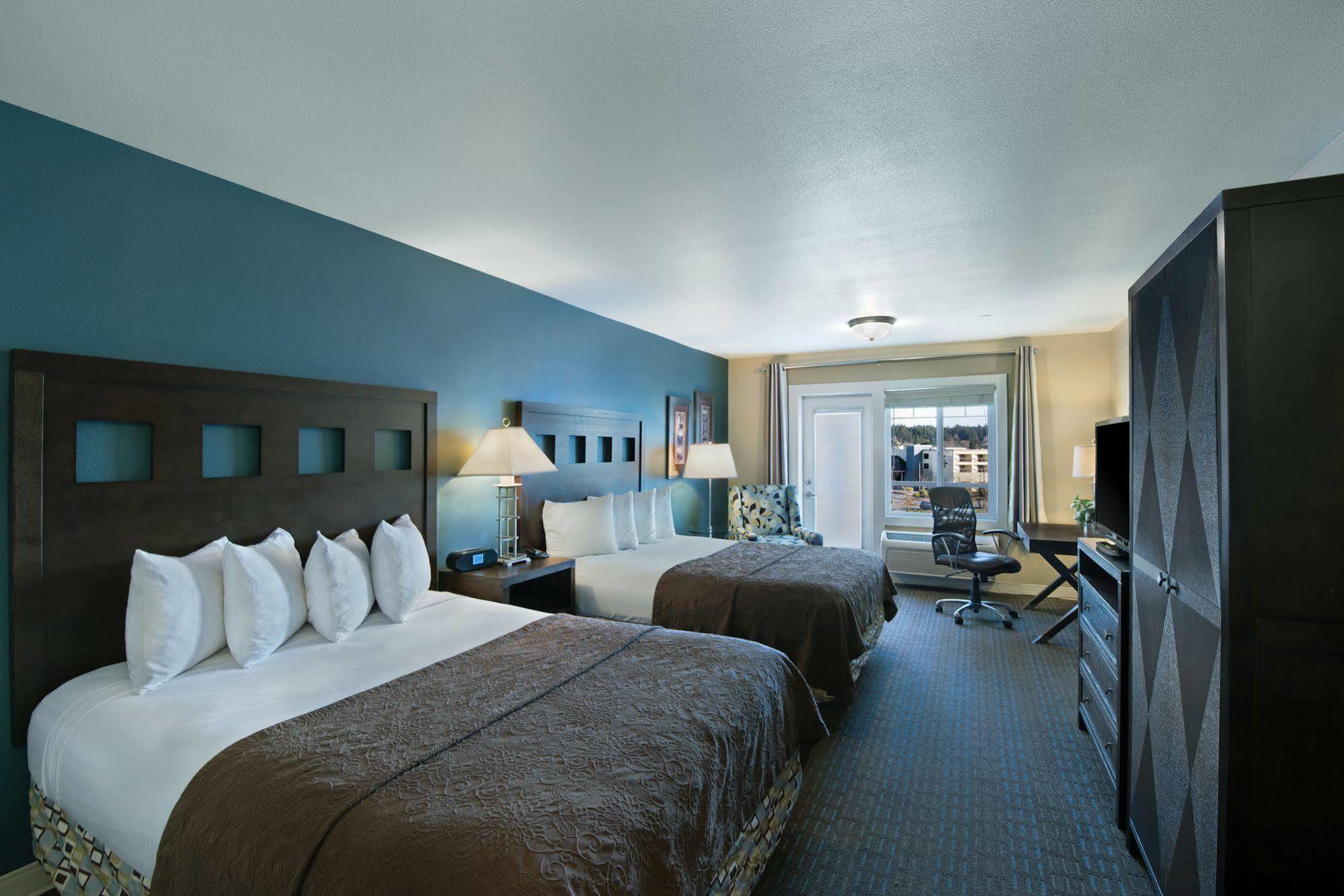 Oxford Suites Силвердейл Экстерьер фото